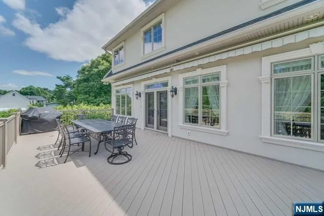 $2,795,000 | 63 Grandview Avenue, North Caldwell, NJ 07006