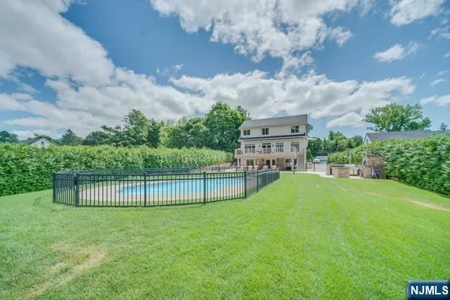 $2,795,000 | 63 Grandview Avenue, North Caldwell, NJ 07006