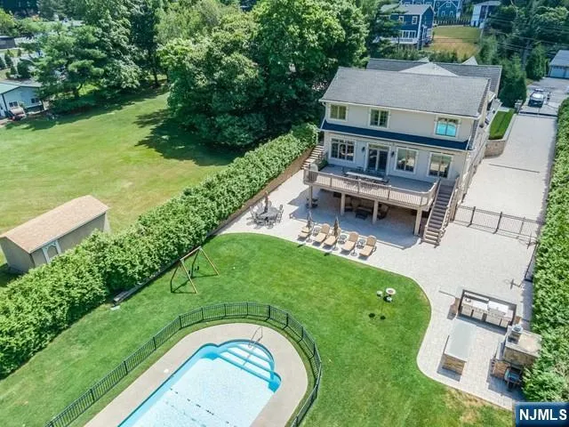 $2,795,000 | 63 Grandview Avenue, North Caldwell, NJ 07006
