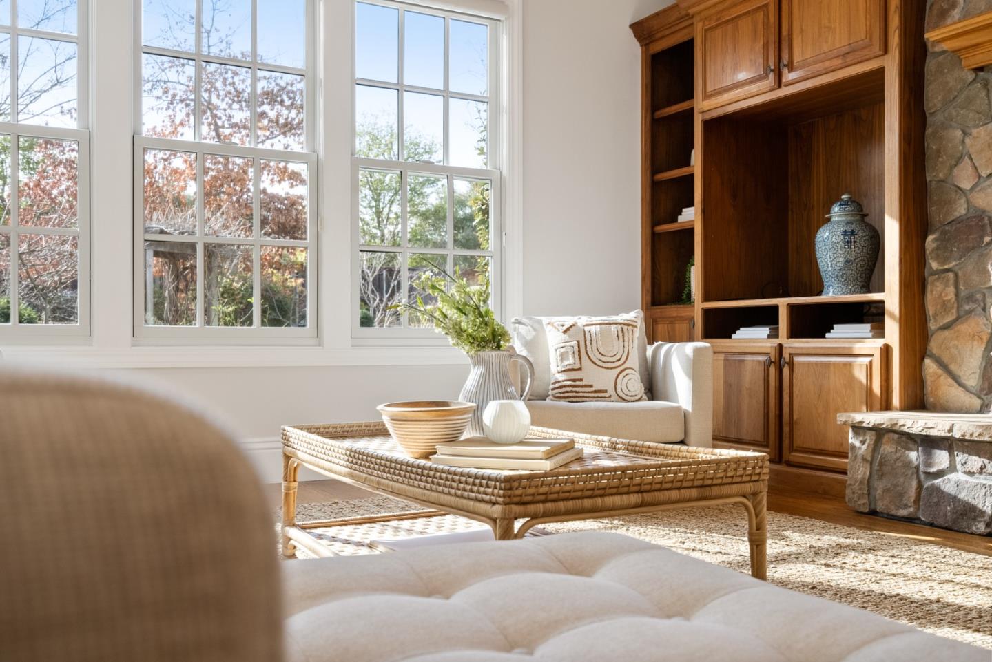 21190 Canyon Oak Way Cupertino, CA 95014 - Photo 15 of 72 a living room with furniture