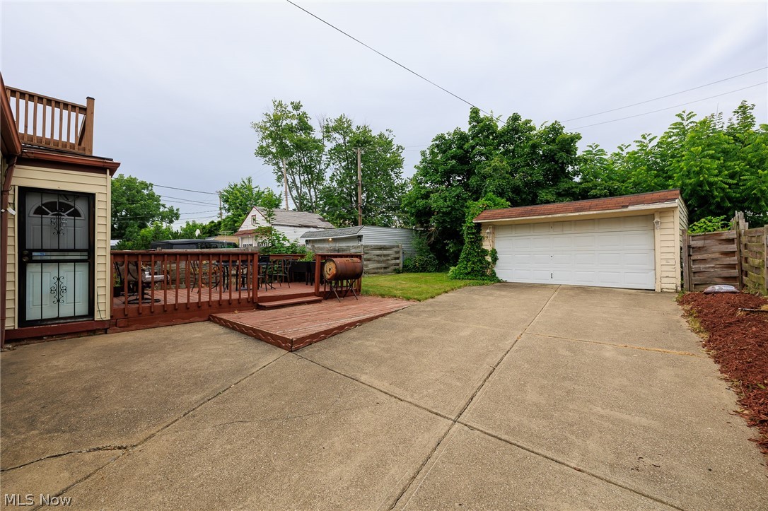 3723 Lindholm Road Cleveland, OH 44120 - Photo 24 of 27