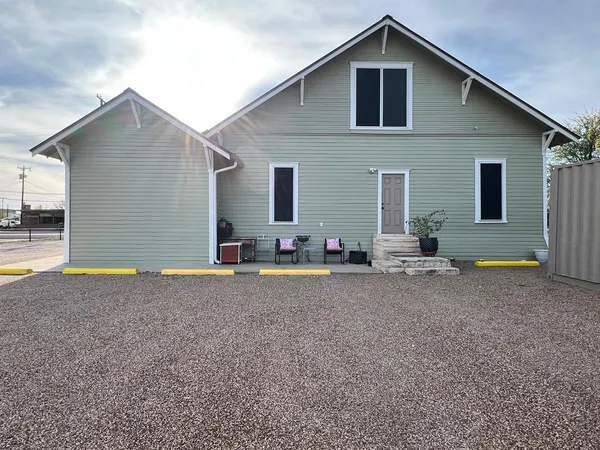 $350,000 | 306 North Austin Street, Comanche, TX 76442