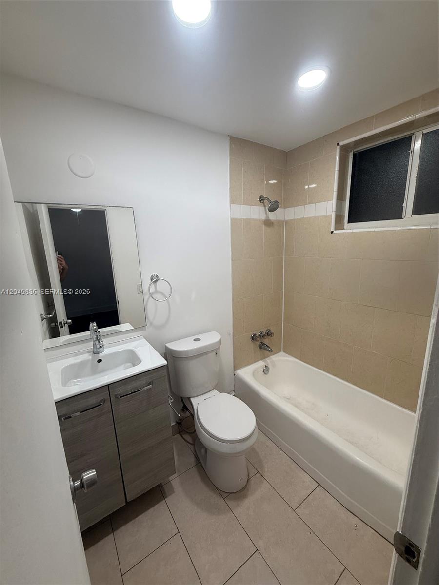 469 Southwest 3rd Street, Unit 9 Miami, FL 33130 - Photo 9 of 13