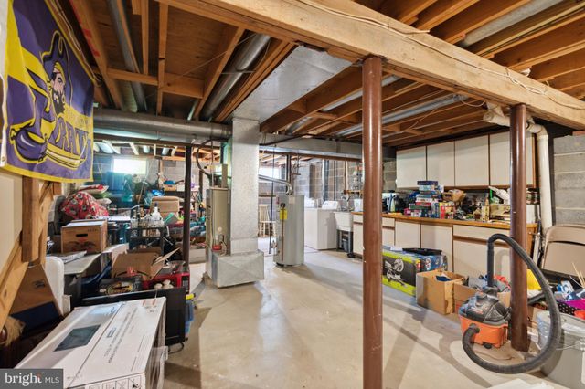 $270,000 | 18 Bordenshire Drive, Bordentown, NJ 08505