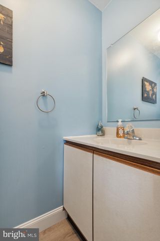 $270,000 | 18 Bordenshire Drive, Bordentown, NJ 08505