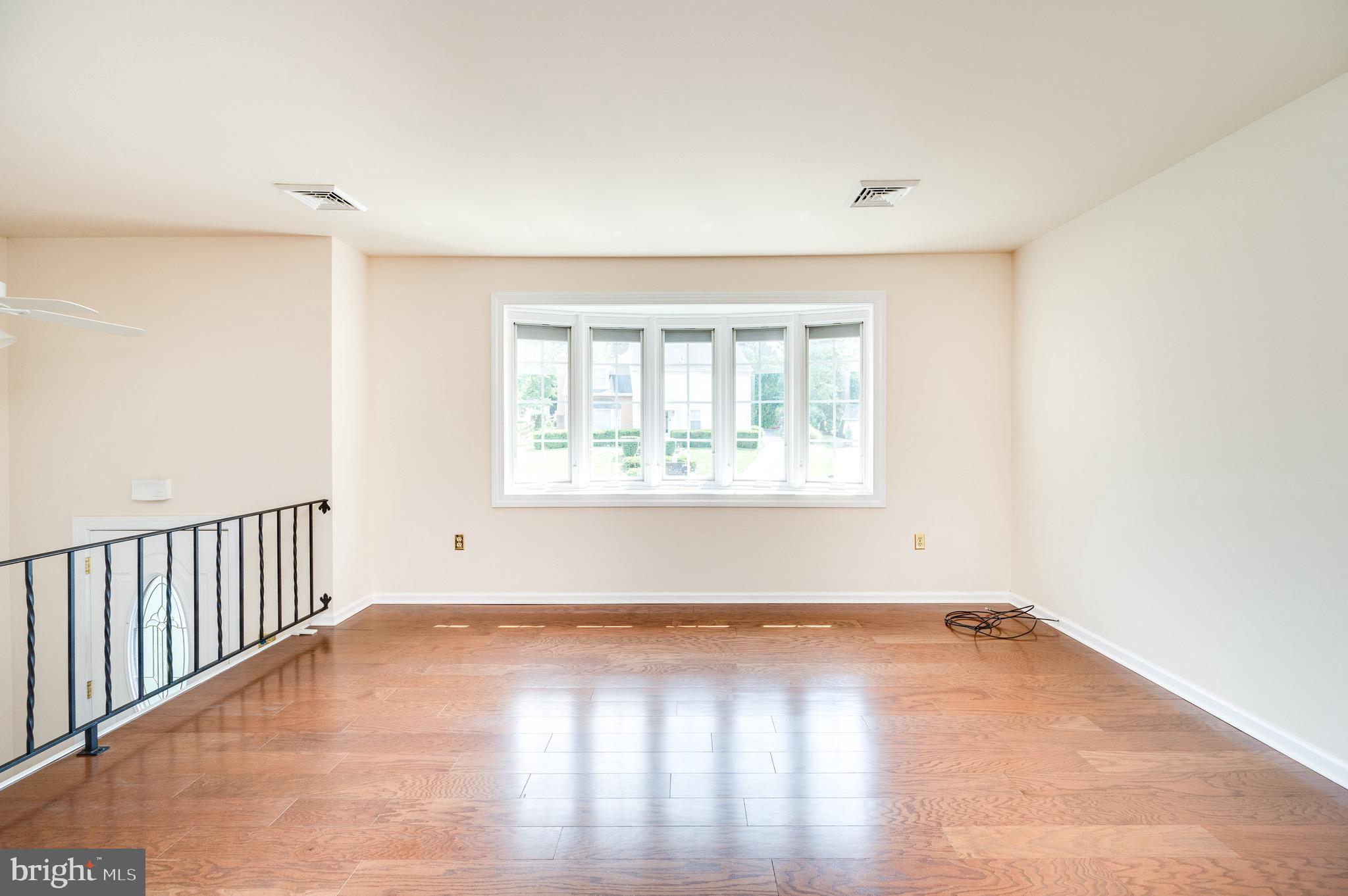 709 Tamarack Trail Reading, PA 19607 - Photo 4 of 33