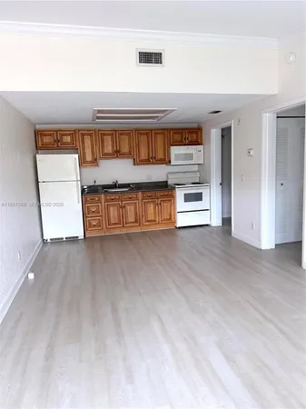$1,550 | 7160 Southgate Boulevard, Unit 7160, Tamarac, FL 33321