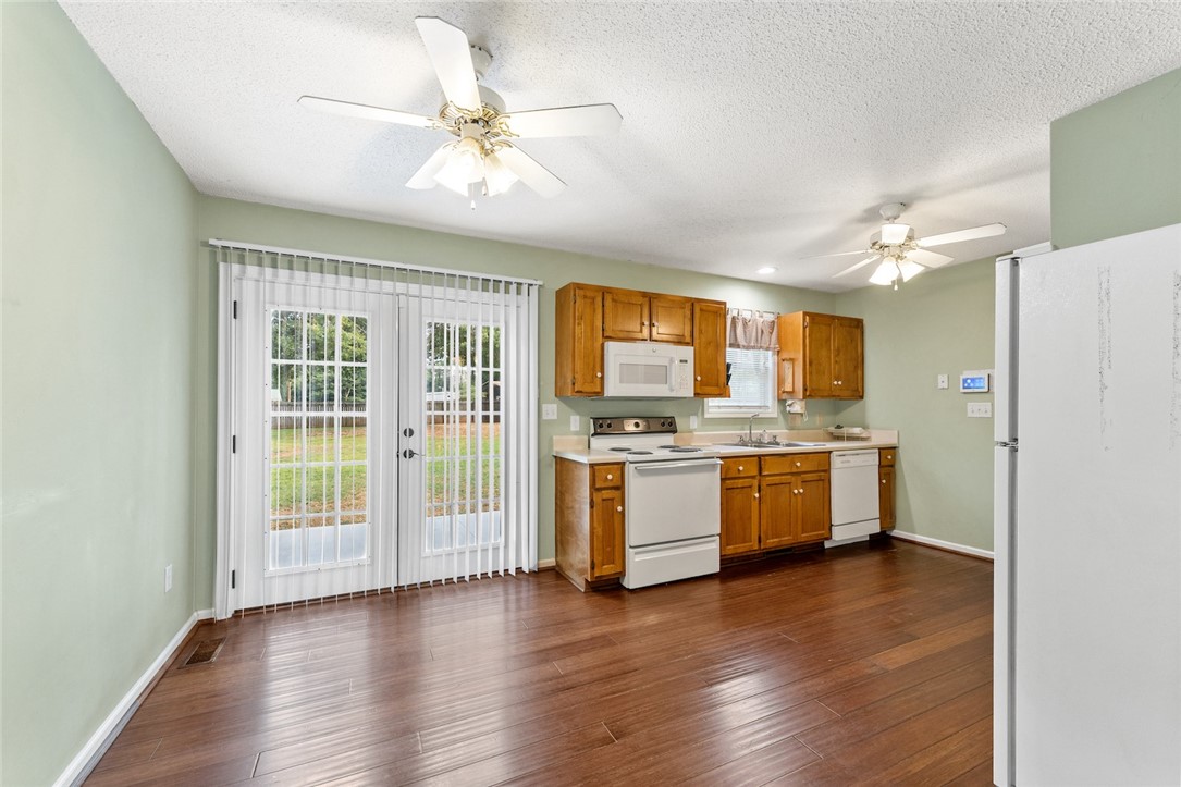 303 Martin Road Starr, SC 29684 - Photo 8 of 27