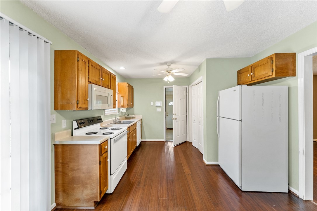 303 Martin Road Starr, SC 29684 - Photo 10 of 27