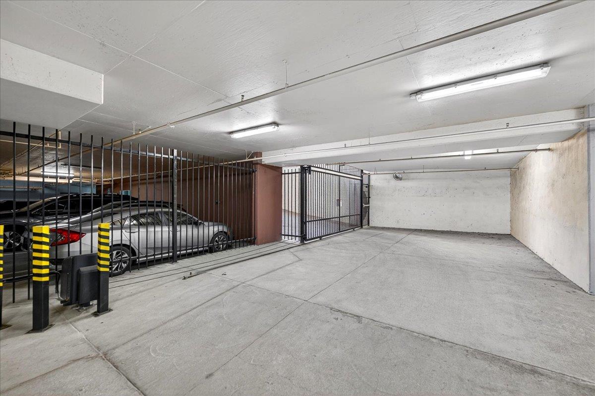 538 South Mathilda Avenue, Unit 301 Sunnyvale, CA 94086 - Photo 40 of 54