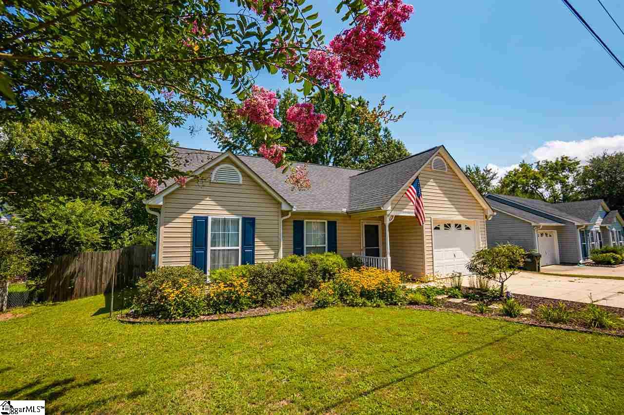 431 Griffin Road Simpsonville, SC 29680 - Photo 1 of 36 Gallery Image 1