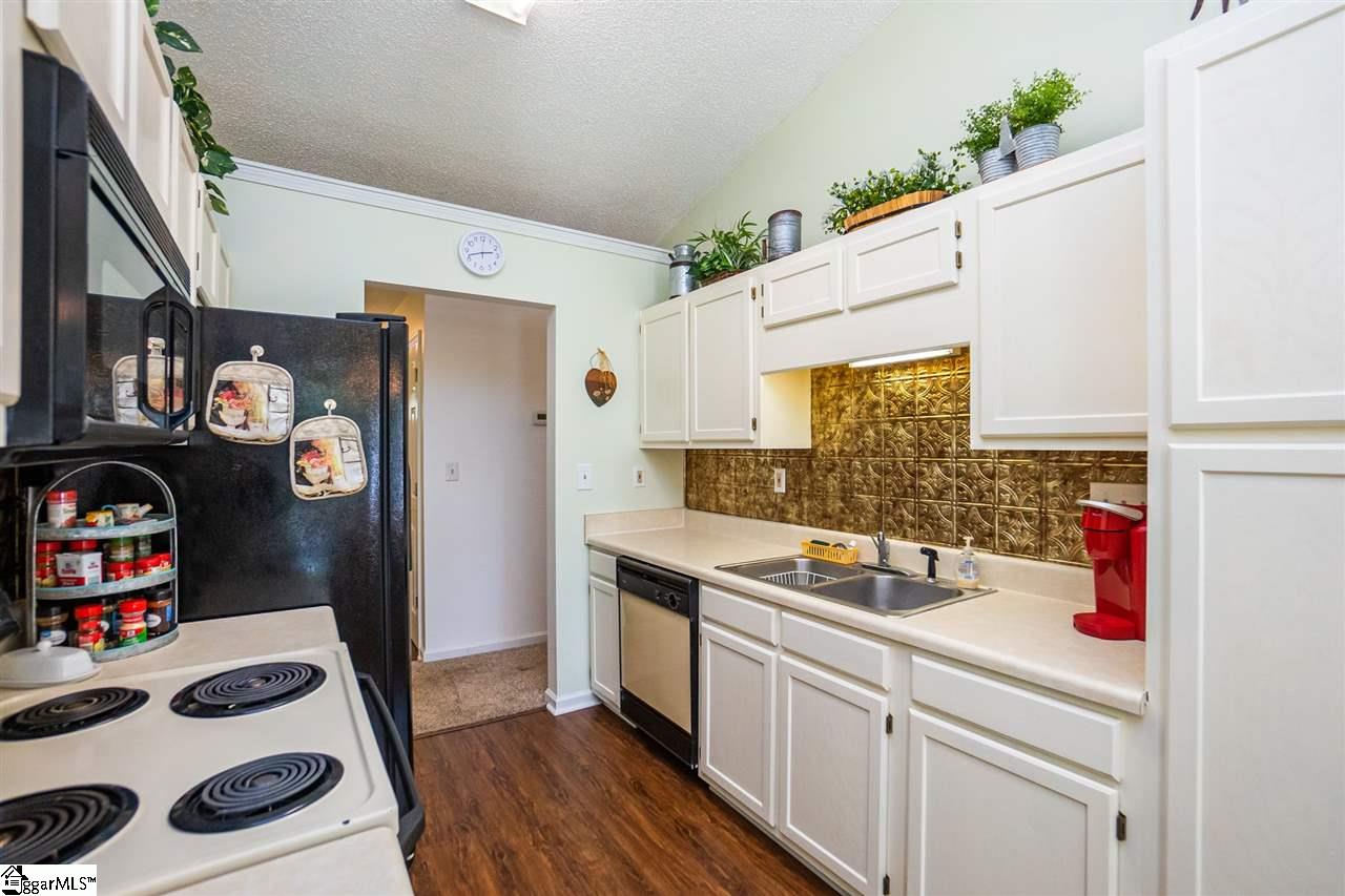 431 Griffin Road Simpsonville, SC 29680 - Photo 14 of 36 Gallery Image 14