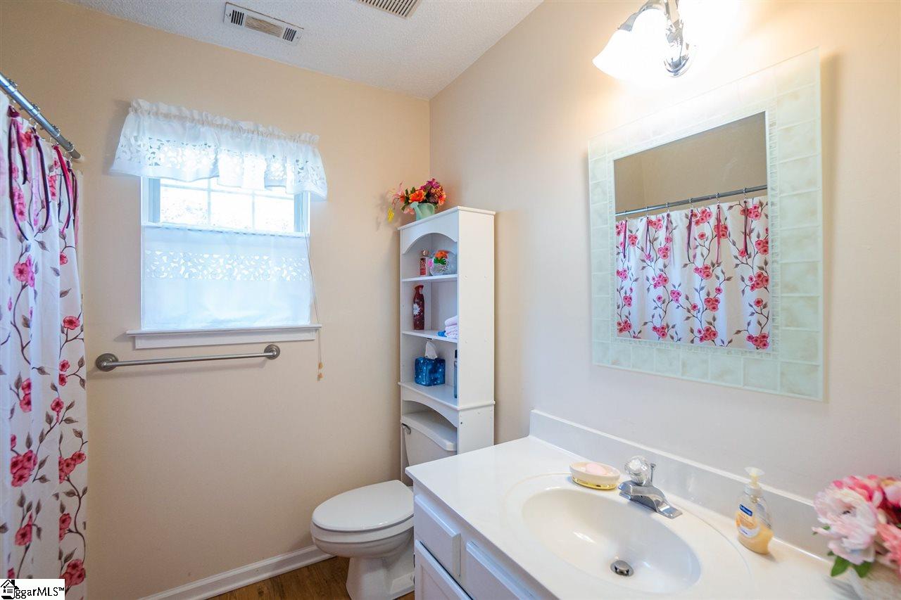 431 Griffin Road Simpsonville, SC 29680 - Photo 25 of 36 Gallery Image 25
