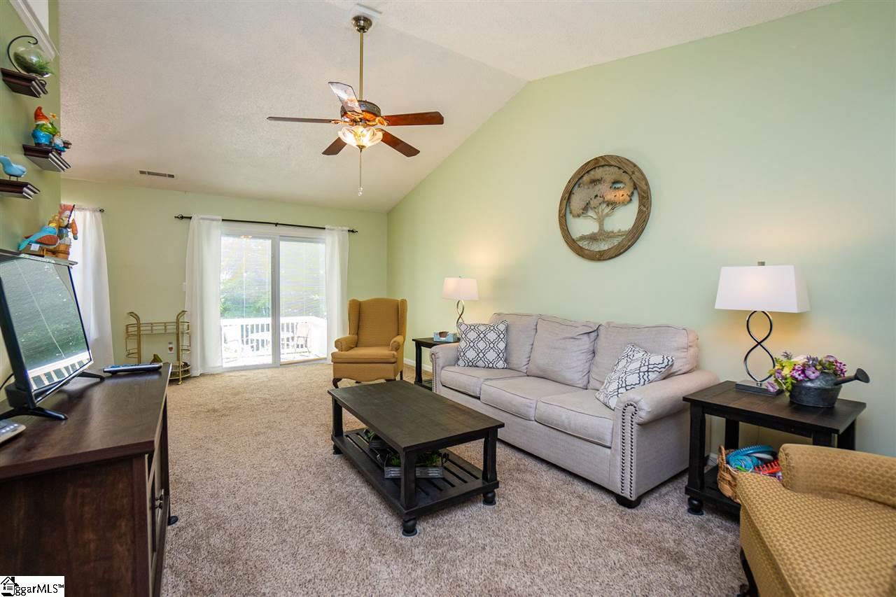 431 Griffin Road Simpsonville, SC 29680 - Photo 6 of 36 Gallery Image 6