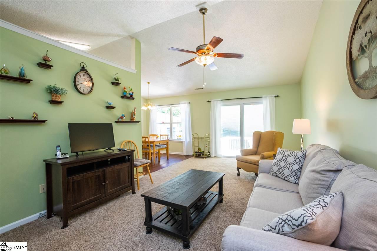 431 Griffin Road Simpsonville, SC 29680 - Photo 7 of 36 Gallery Image 7