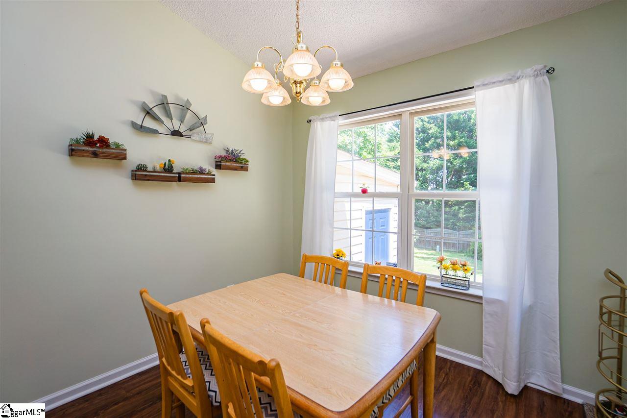431 Griffin Road Simpsonville, SC 29680 - Photo 10 of 36 Gallery Image 10