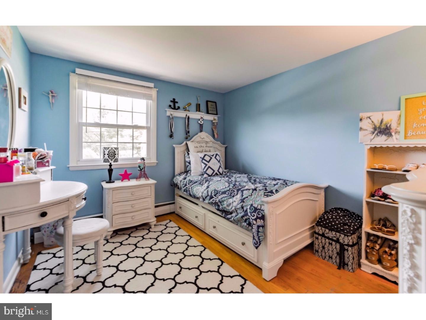 906 Oakbourne Road West Chester, PA 19382 - Photo 22 of 25 Bedroom 3