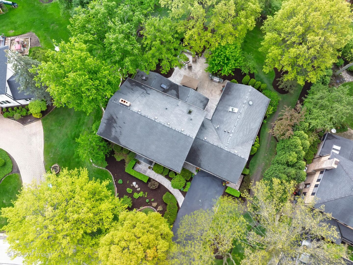 138 Surrey Lane Burr Ridge, IL 60527 - Photo 30 of 37 Gallery Image 30