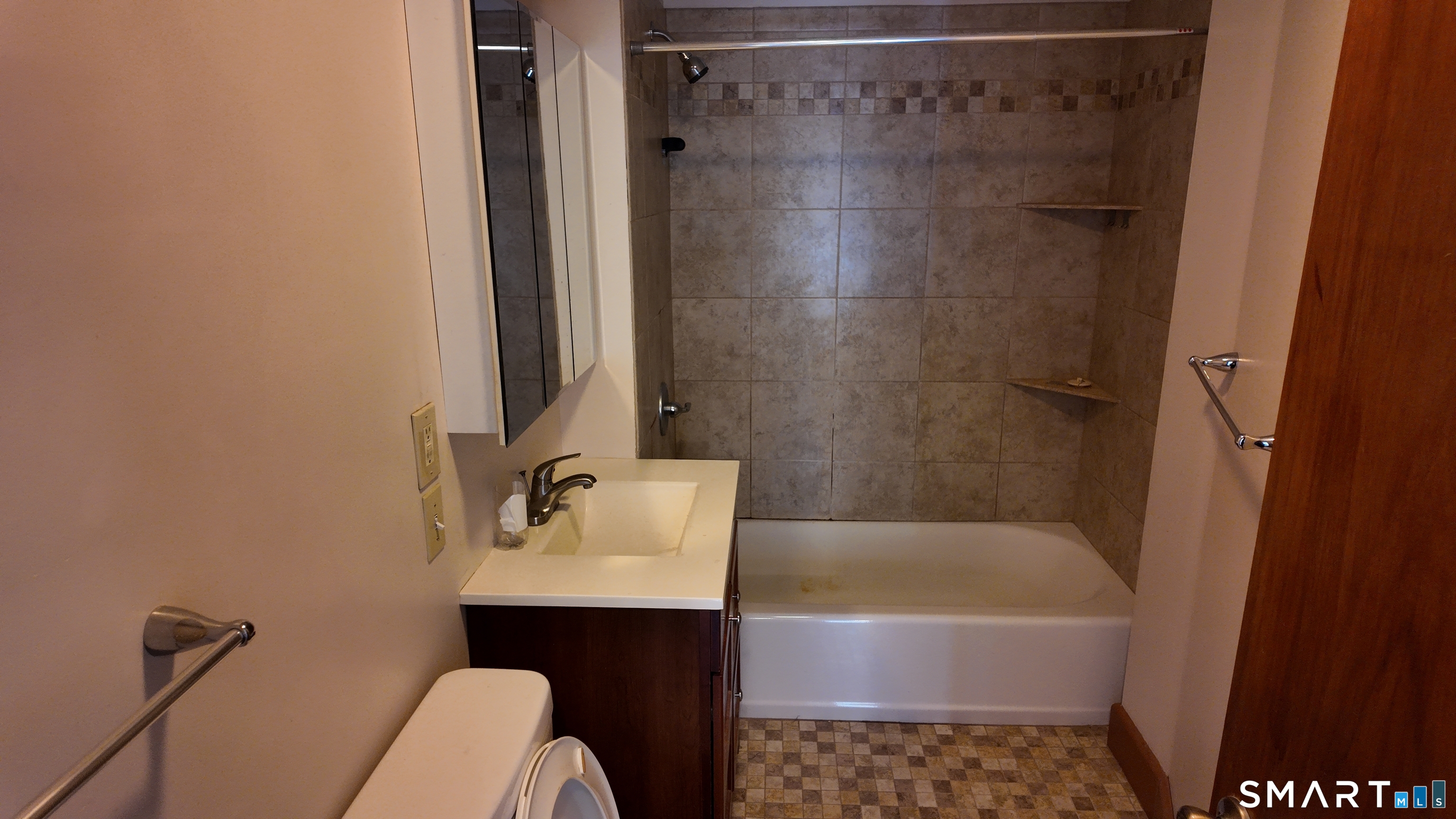 1-3 Hull Street, Unit 3A Shelton, CT 06484 - Photo 6 of 7