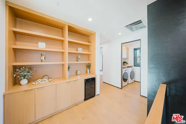 $24,950 | 5141 Varna Avenue, Sherman Oaks, CA 91423