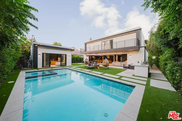 $24,950 | 5141 Varna Avenue, Sherman Oaks, CA 91423