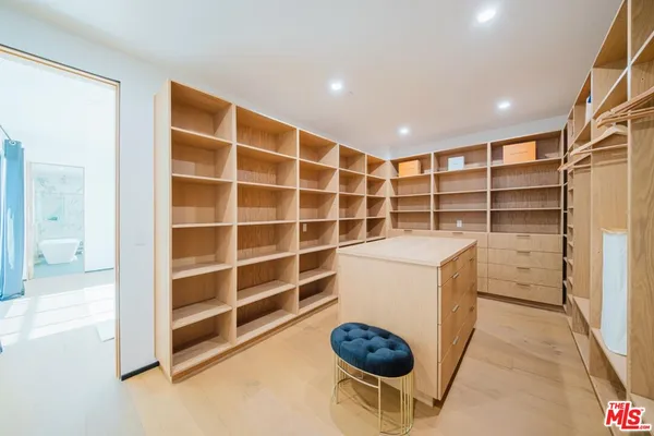 $24,950 | 5141 Varna Avenue, Sherman Oaks, CA 91423