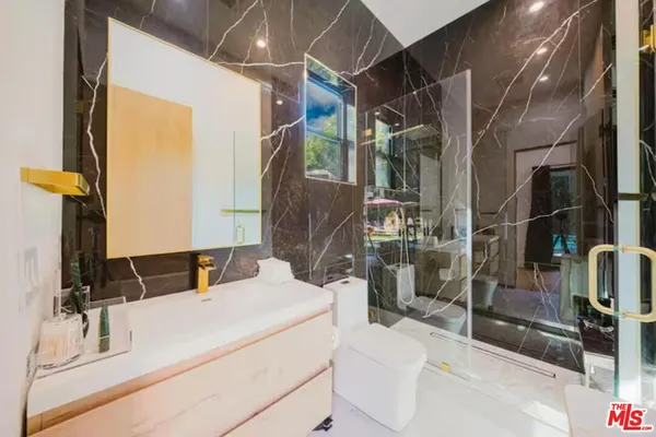 $24,950 | 5141 Varna Avenue, Sherman Oaks, CA 91423