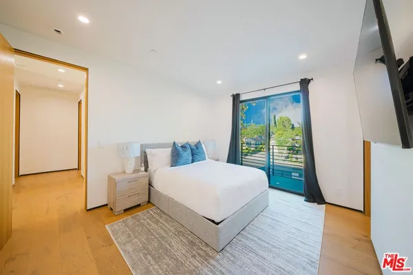 $24,950 | 5141 Varna Avenue, Sherman Oaks, CA 91423