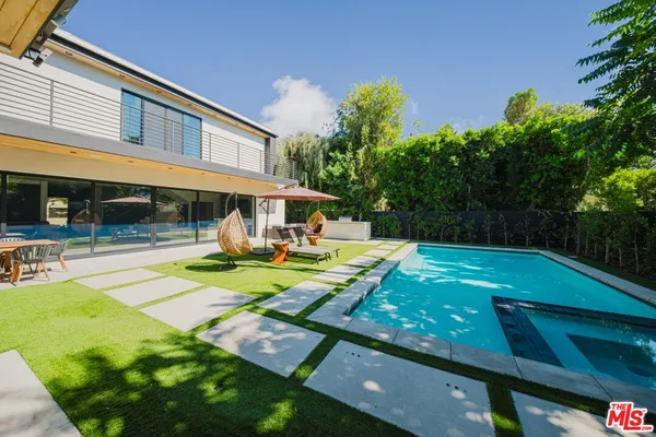 $24,950 | 5141 Varna Avenue, Sherman Oaks, CA 91423