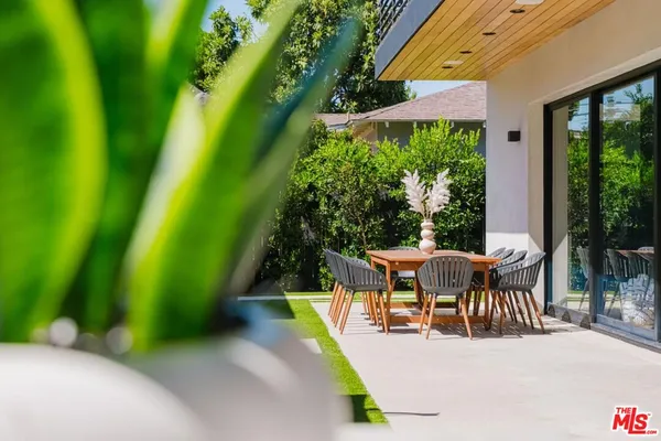 $24,950 | 5141 Varna Avenue, Sherman Oaks, CA 91423