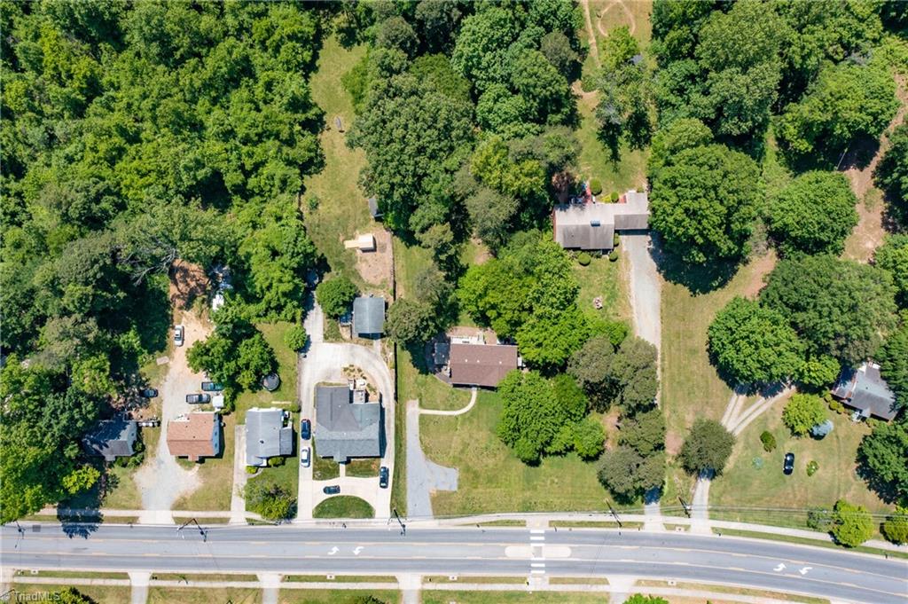 621 Creek Ridge Road Greensboro, NC 27406 - Photo 39 of 47 Gallery Image 39