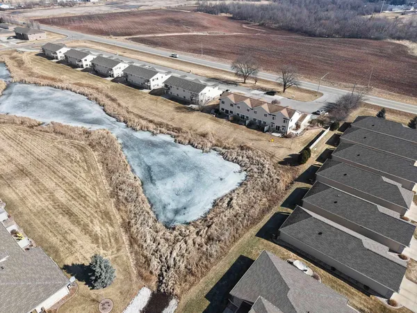 $250,000 | 2198 South Broadway Street, De Pere, WI 54115