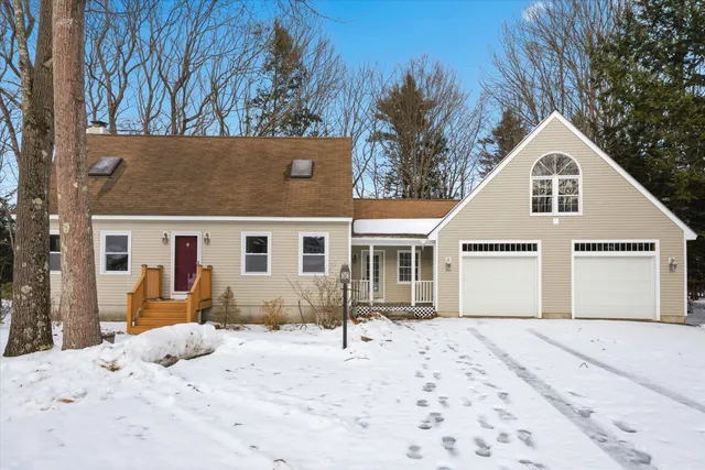 $525,000 | 35 Peterson Circle, Concord, NH 03303