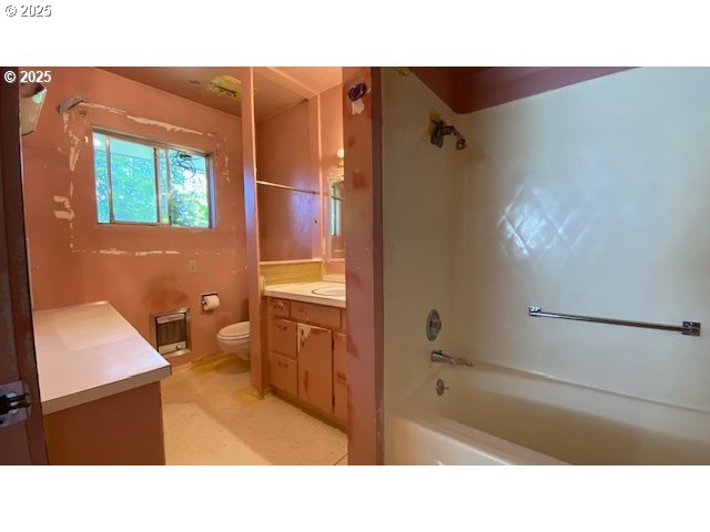 333 West Park Street Grants Pass, OR 97527 - Photo 13 of 47