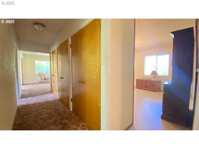 333 West Park Street Grants Pass, OR 97527 - Photo 14 of 47