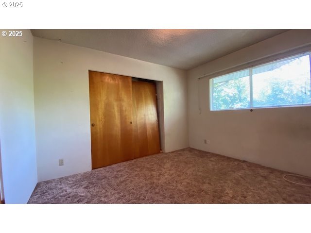 333 West Park Street Grants Pass, OR 97527 - Photo 21 of 47