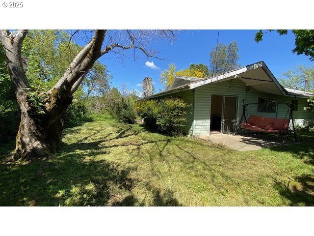 333 West Park Street Grants Pass, OR 97527 - Photo 32 of 47