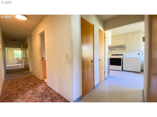 333 West Park Street Grants Pass, OR 97527 - Photo 9 of 47