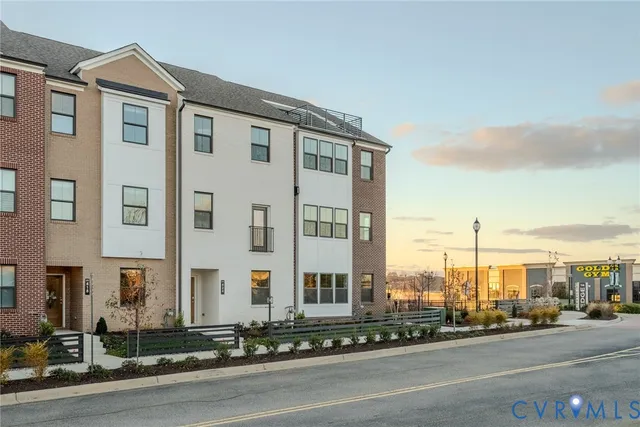 $459,573 | 231 Golden Haze Alley, Unit 61, Midlothian, VA 23113