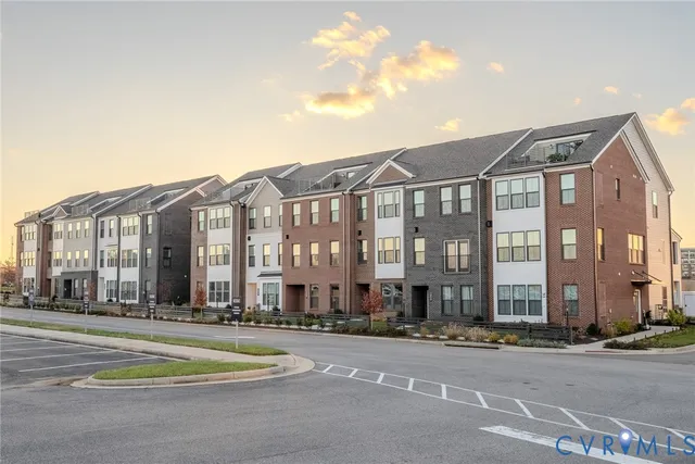 $459,573 | 231 Golden Haze Alley, Unit 61, Midlothian, VA 23113