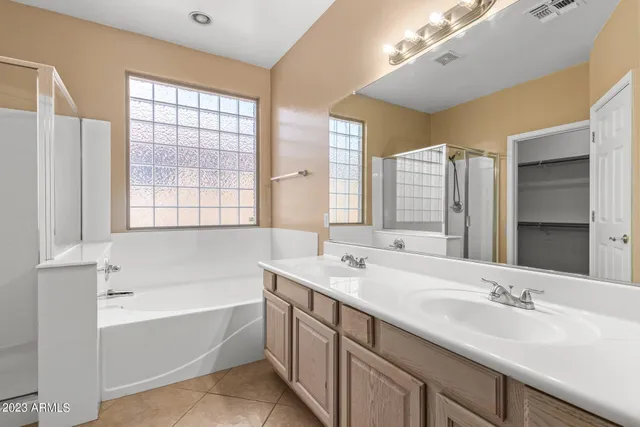 $1,900 | 17554 West Cardinal Drive, Goodyear, AZ 85338