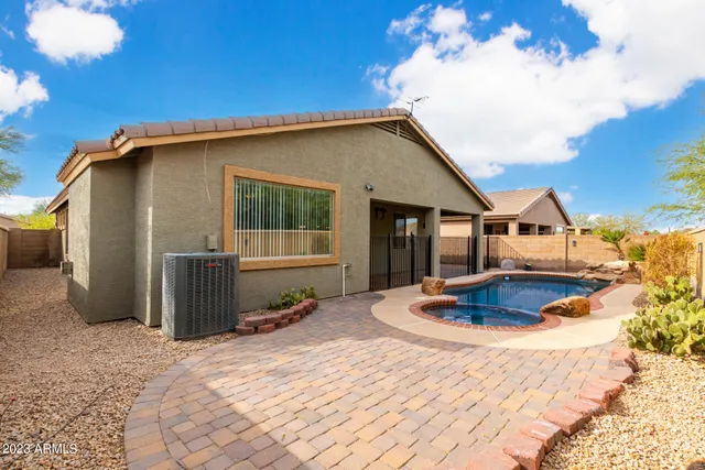 $1,900 | 17554 West Cardinal Drive, Goodyear, AZ 85338