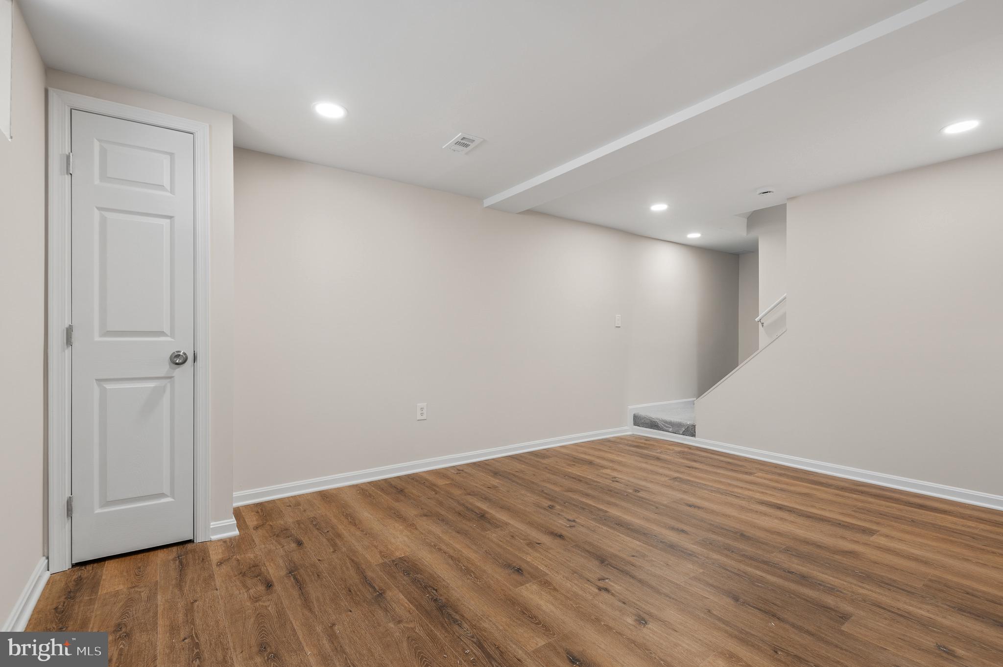 820 Templecliff Road Baltimore, MD 21208 - Photo 29 of 44 a view of room