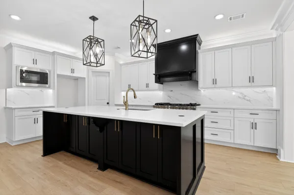 $699,900 | 4023 Acorn Lane, Evans, GA 30809