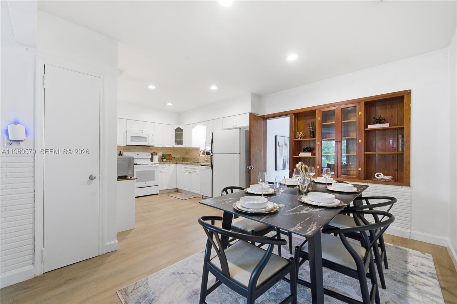 6215 Southwest 20th Street Miramar, FL 33023 - Photo 7 of 24