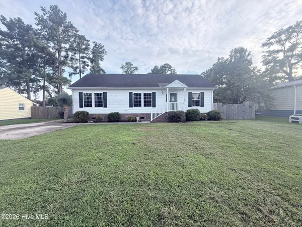 $285,000 | 110 Porpoise Street, Moyock, NC 27958