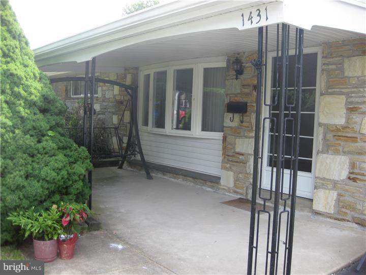1431 Thomson Road Abington, PA 19001 - Photo 4 of 19 Exterior Side