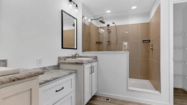 $479,900 | 1 Baxter Boulevard, Biddeford, ME 04005