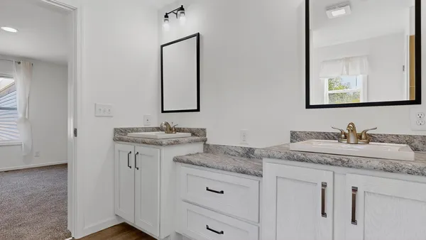 $479,900 | 1 Baxter Boulevard, Biddeford, ME 04005