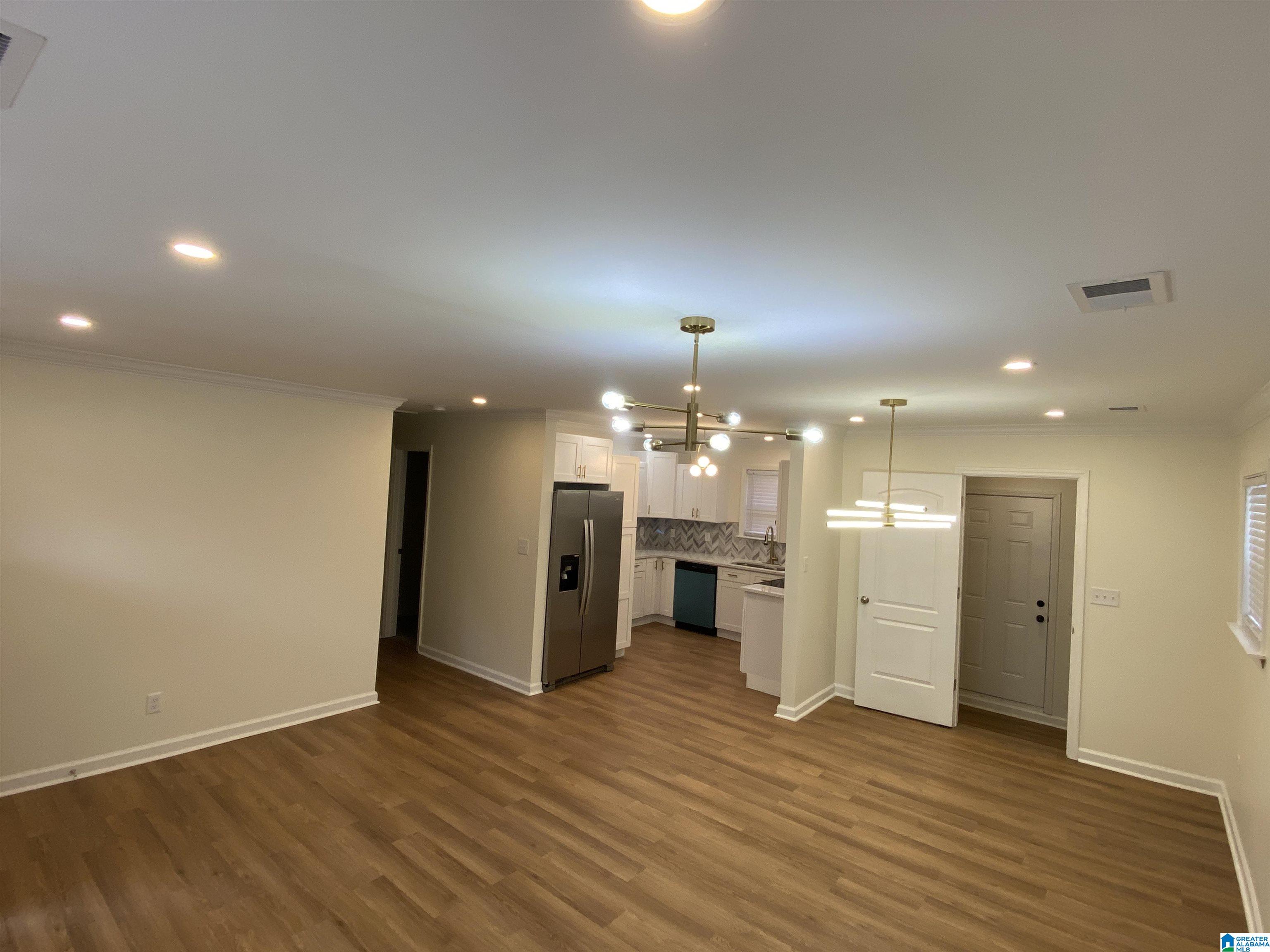 416 Wedgeworth Road Birmingham, AL 35215 - Photo 12 of 27